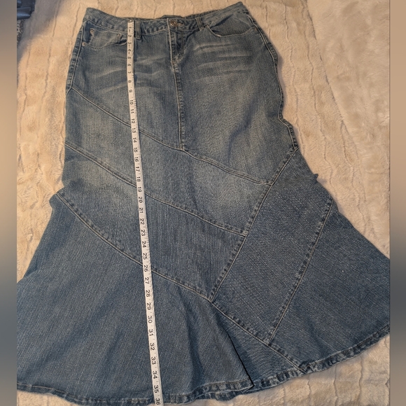 Baccini Long Denim Jean Skirt Maxi Flare - Picture 2 of 5